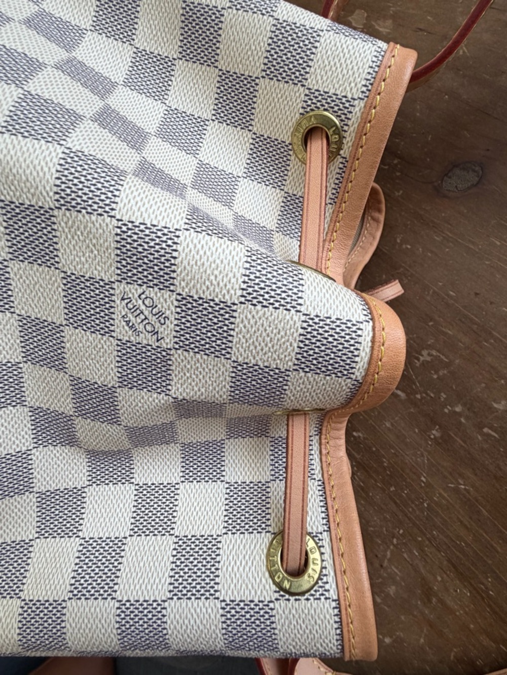 Louis Vuitton Noe GM in Damier Azur Drawstring Bucket Shoulder Bag - Picture 15 of 16